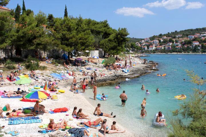 Apartment Villa Businci Trogir Buitenkant foto