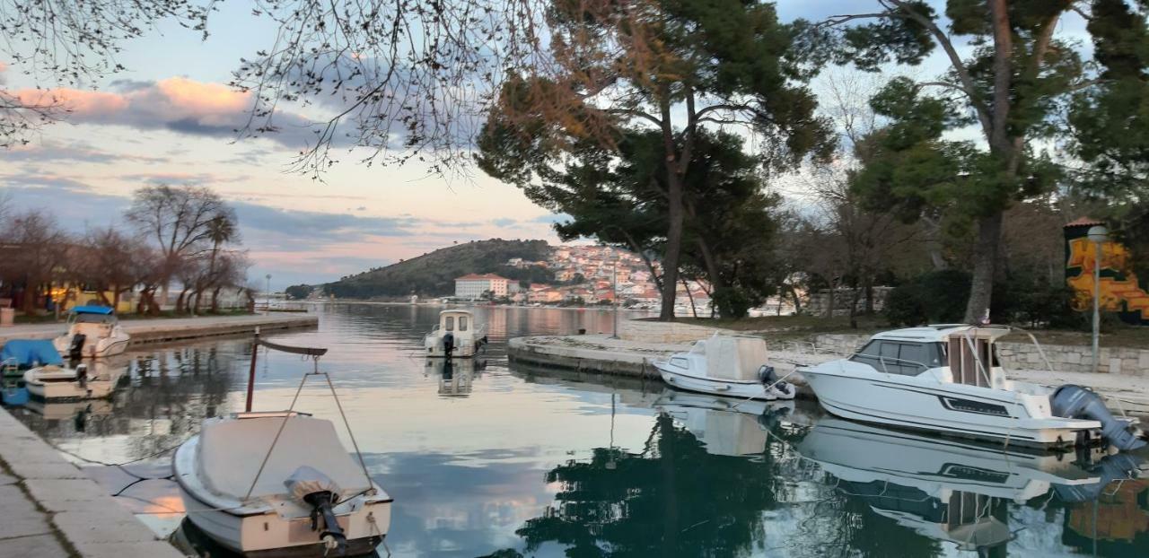 Apartment Villa Businci Trogir Buitenkant foto