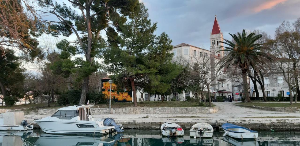Apartment Villa Businci Trogir Buitenkant foto